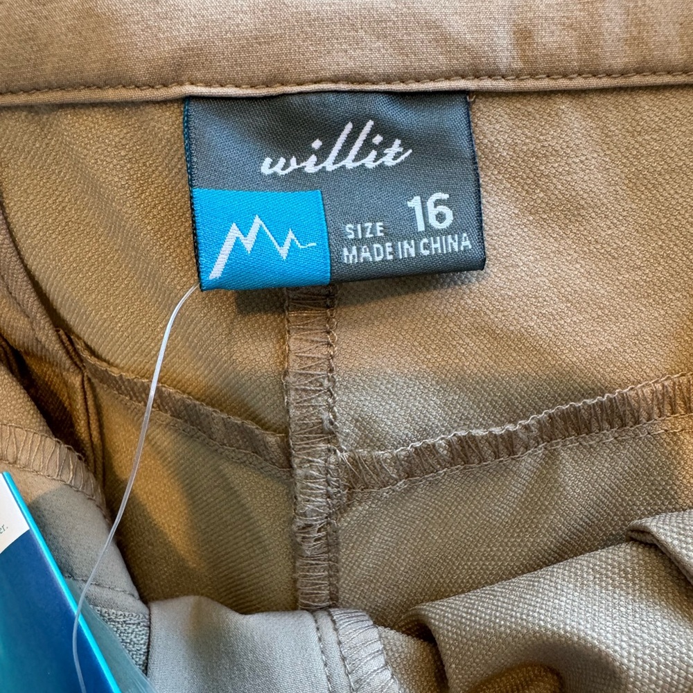 Willit Shorts Khaki Athleisure women’s size 16 - Picture 5 of 10